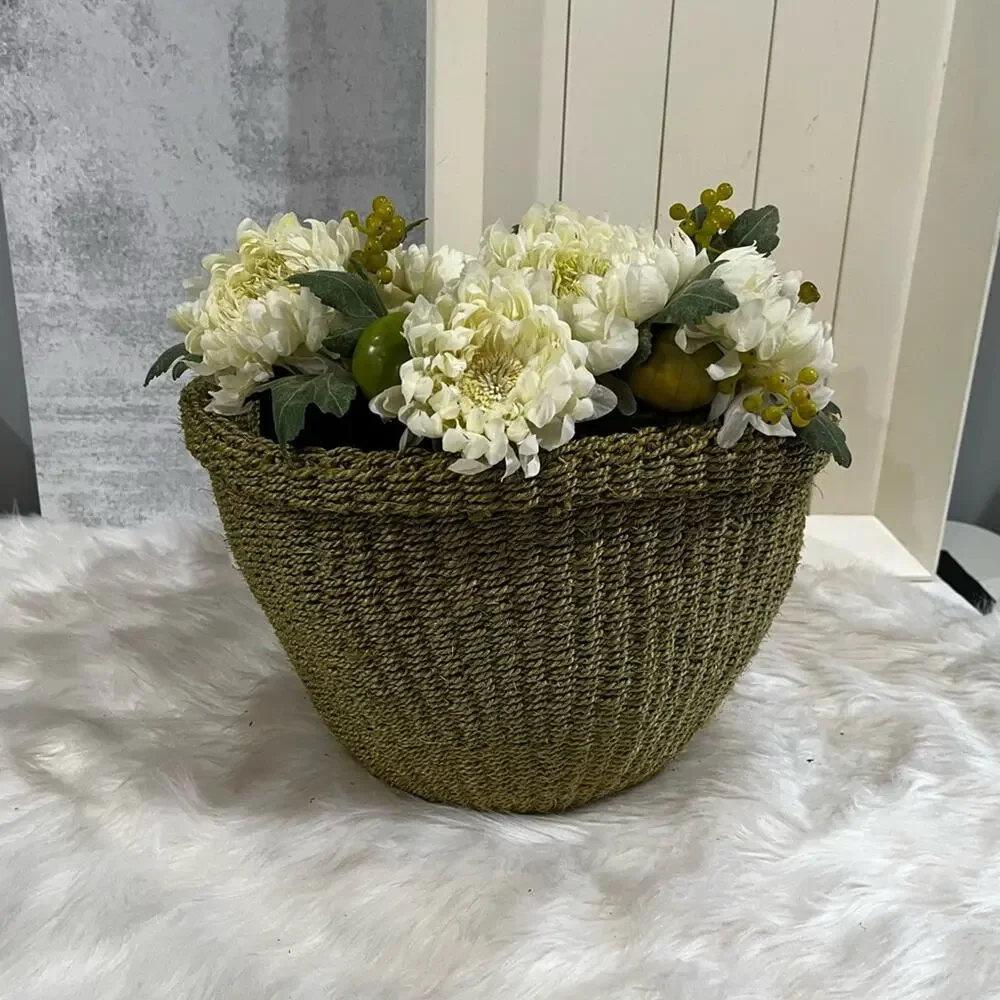 NEW Pottery Barn Seagrass Raffia Flower Planter Basket Limited Edition LG NWOT